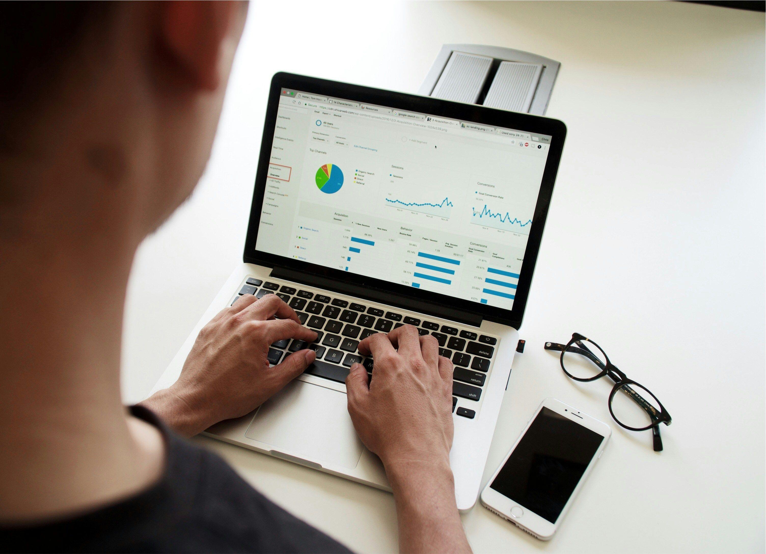 Wie finde ich einen Job in der FinTech-Branche? 