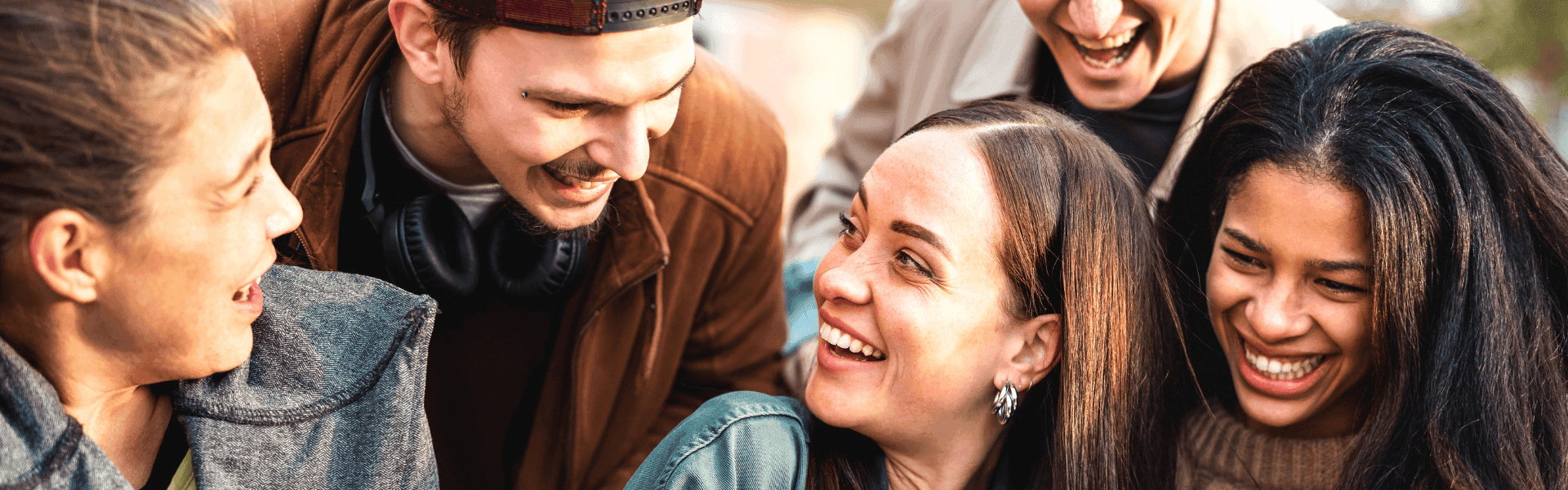 Ausbildung vs. Studium: Dein Weg in die Steuerwelt