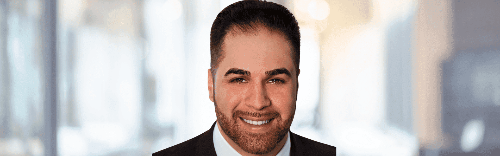 Ieman Sadeghi Nami, Assistent, Mazars, Hamburg.